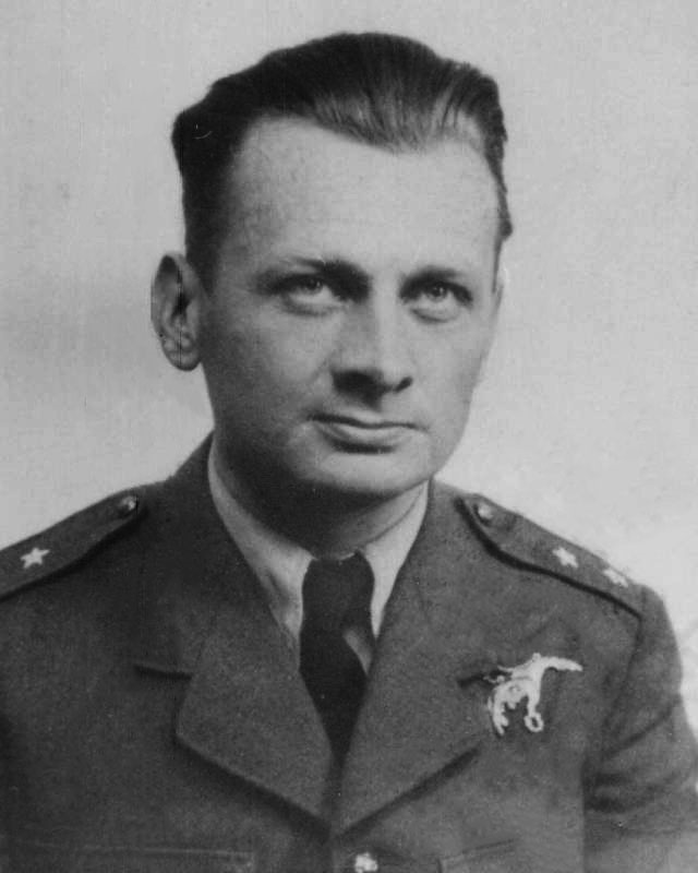Porucznik pilot Ludwik Paszkiewicz